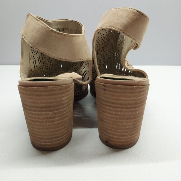 Vince Camuto Keanne Sandal Booties Sz 9M Tan Nubuck Leather Boho Casual Chic - Picture 12 of 15